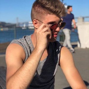 Meet your Posher, Norbi